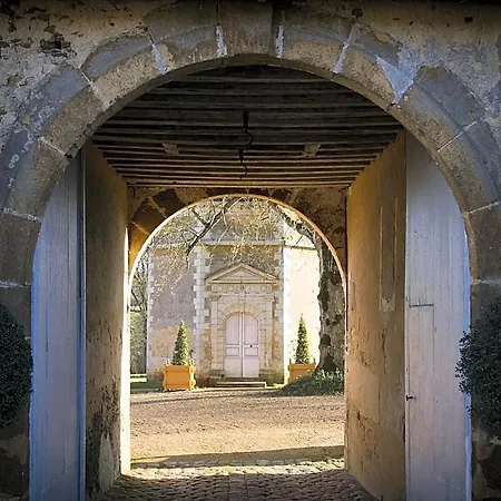 Du Domaine De La Groirie - Le Mans Ouest Hotel 4*